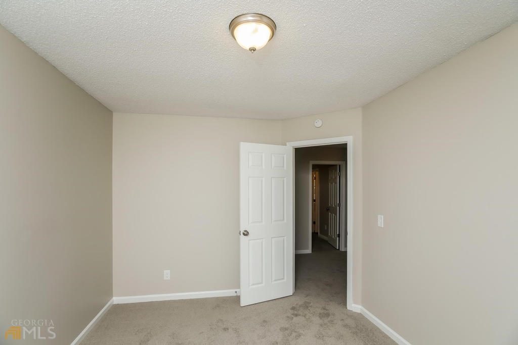 4901 Mosley Chase Court - Photo 10