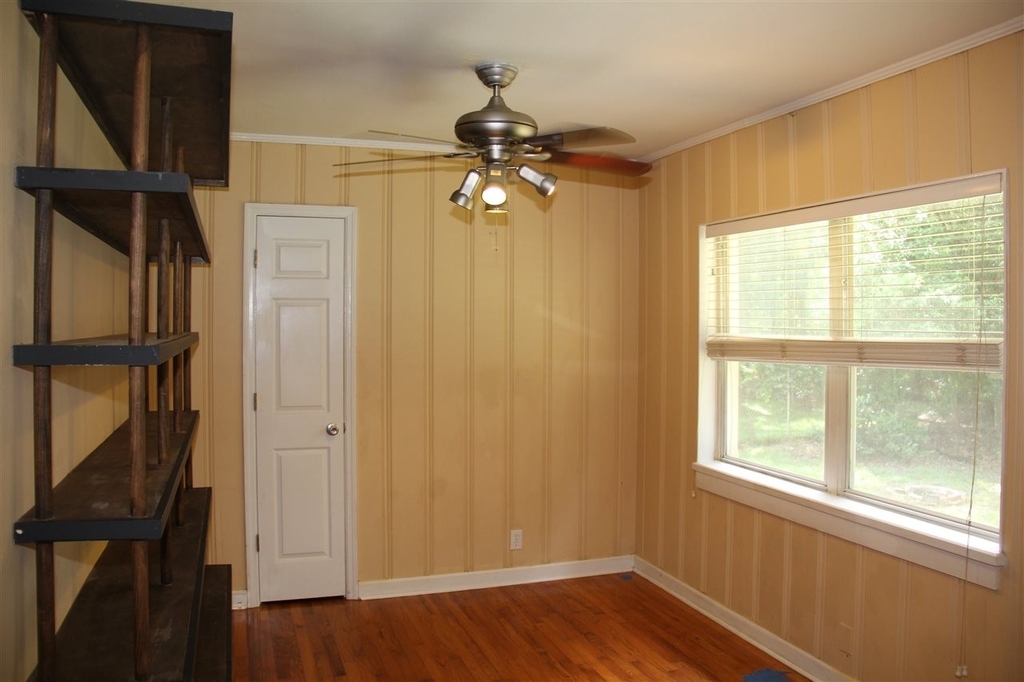 1319 Nylic Street - Photo 2