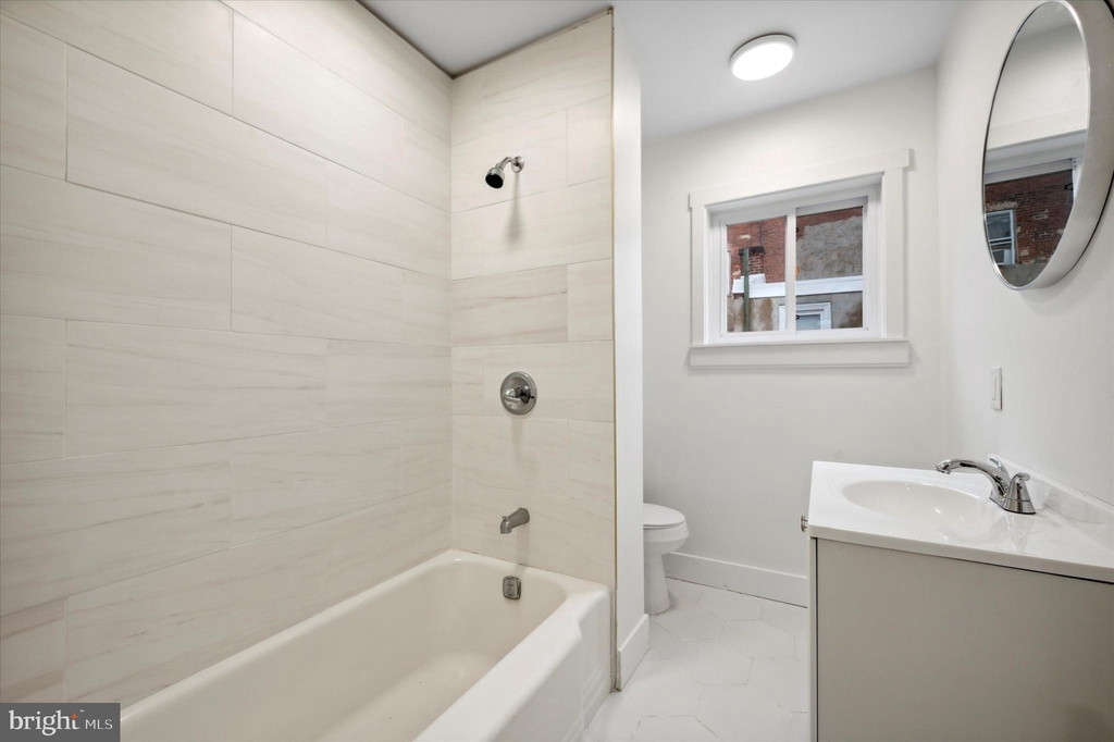 1505 N Orkney Street - Photo 6