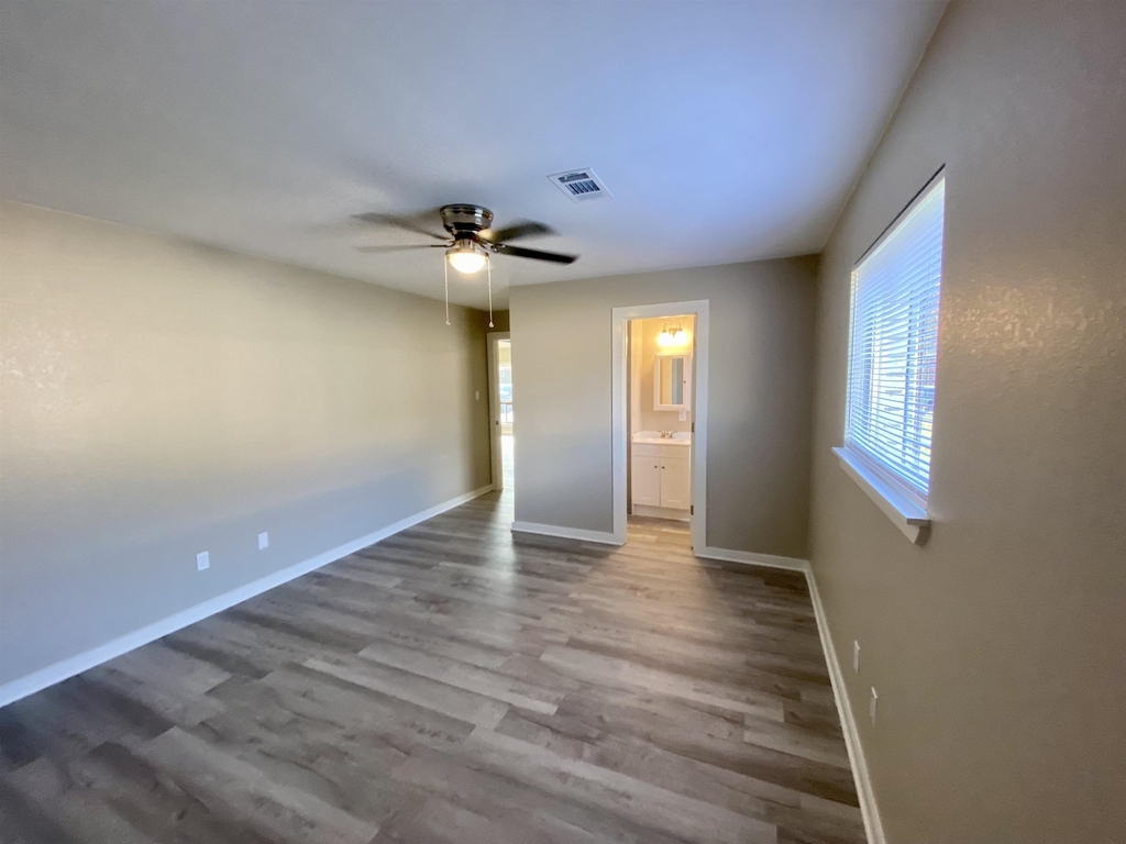 1515 Bluebonnet - Photo 13