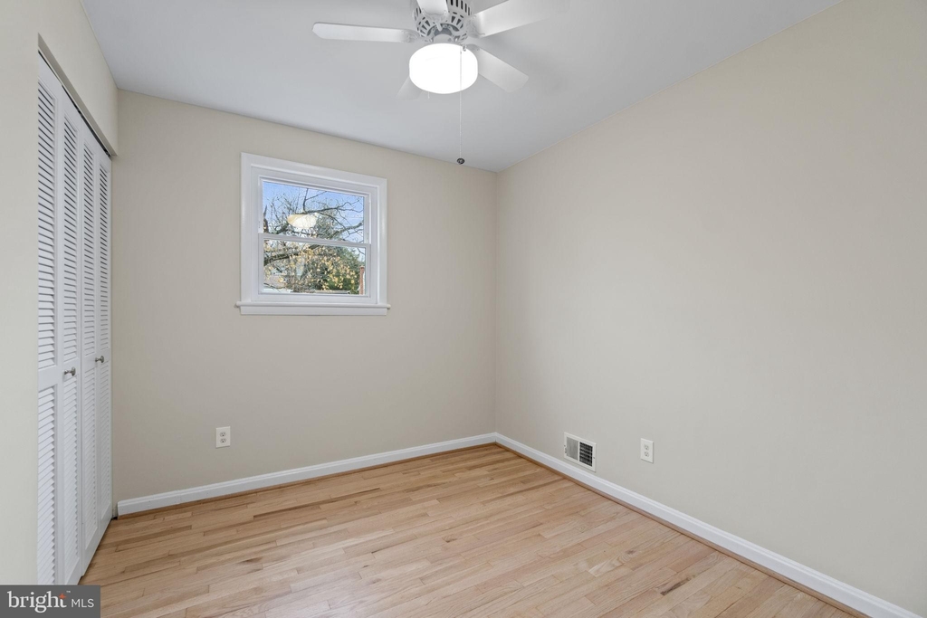 4705 Wilwyn Way - Photo 7