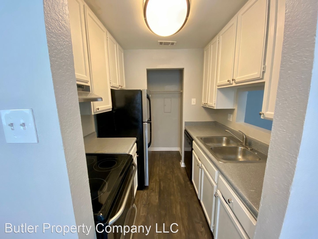 4502 Gaston Ave Apt 322 - Photo 4