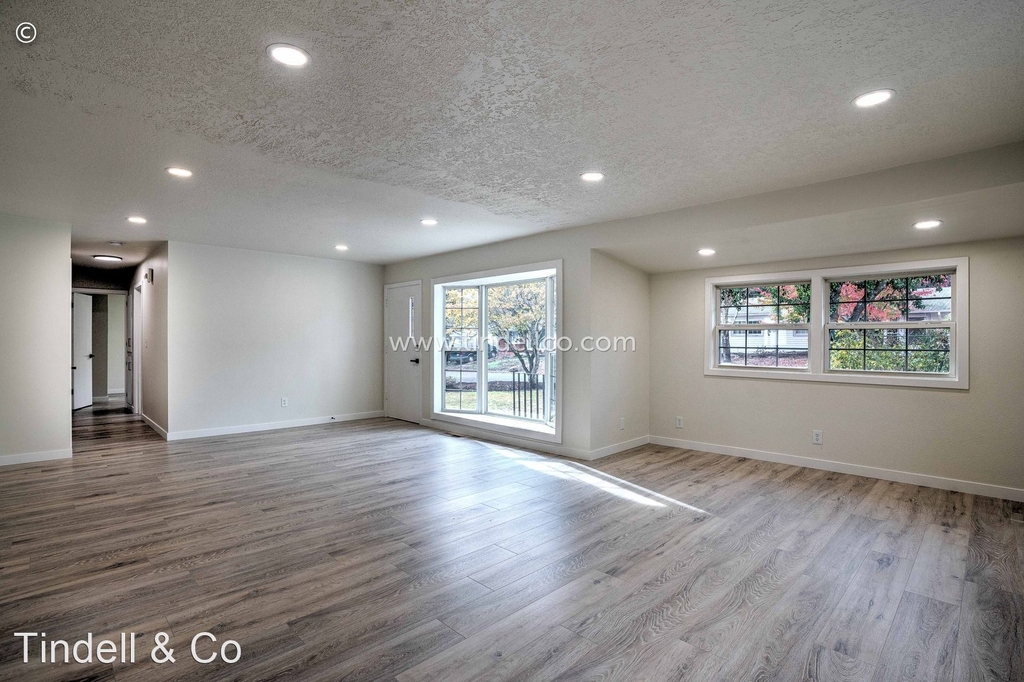 2106 Se 145th Ave - Photo 11