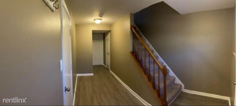 204 Rolling Hill Court - Photo 1