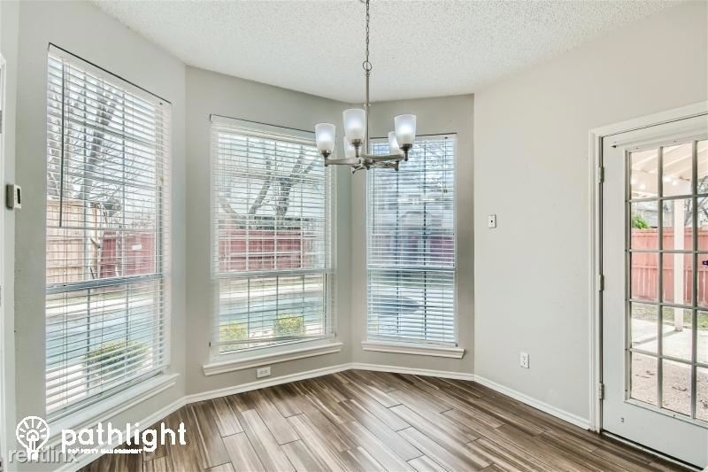 2320 Mapleleaf Ln Unit - Photo 6