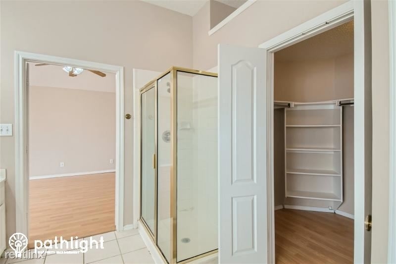 2320 Mapleleaf Ln Unit - Photo 10