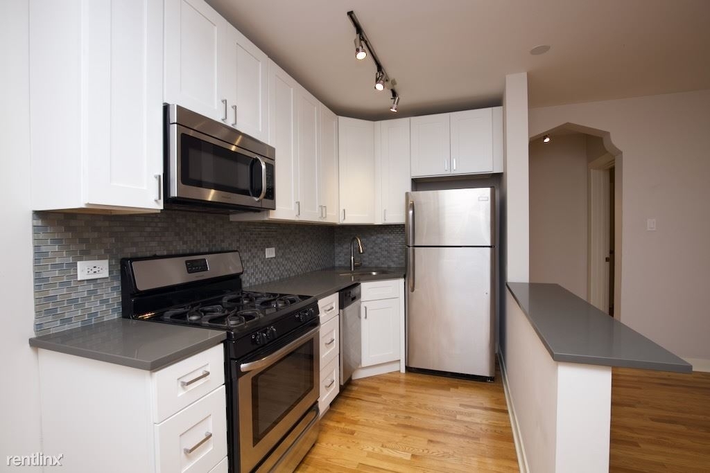 2420 N. Kedzie, Unit 201 - Photo 2