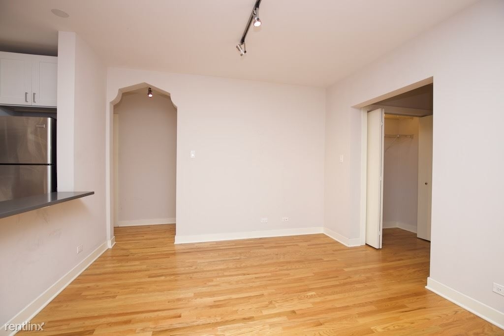 2420 N. Kedzie, Unit 201 - Photo 9