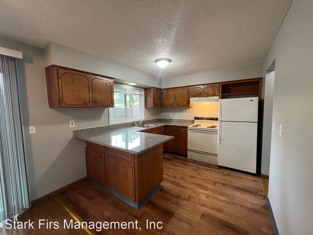 12713 Se Powell Blvd. - Photo 10