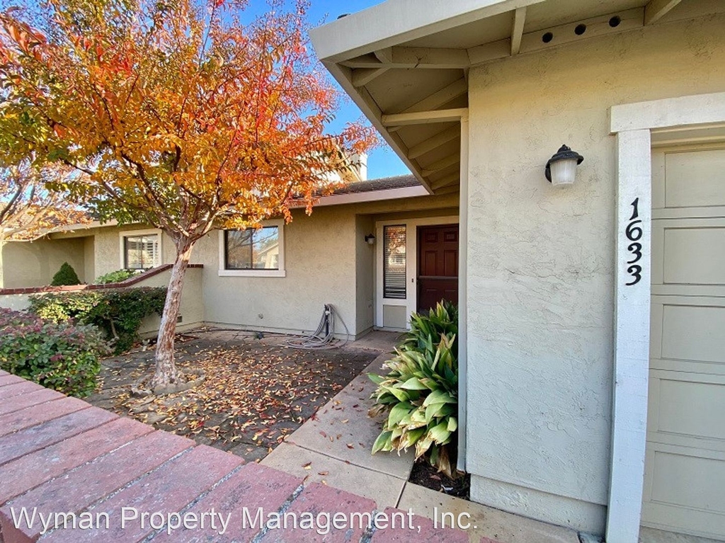 1633 San Vicente Avenue - Photo 1