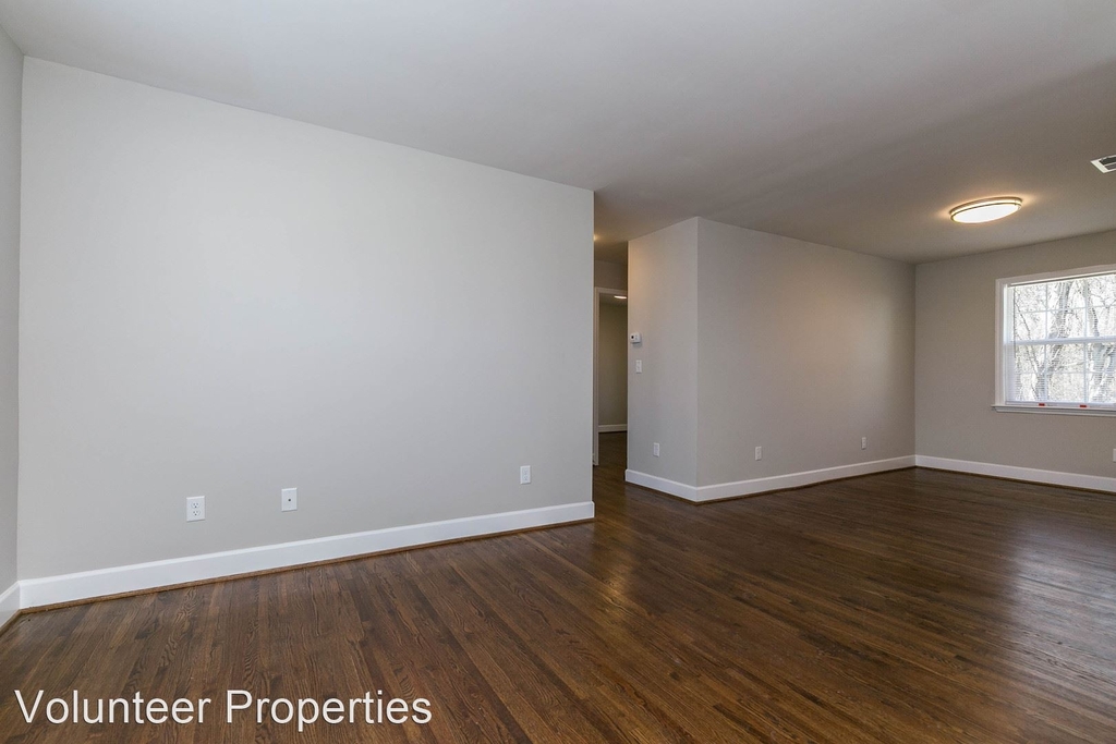 110 Hickory Hill Court - Photo 18