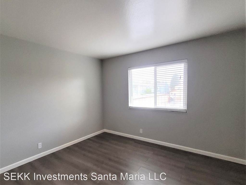 19991 Santa Maria Avenue - Photo 3