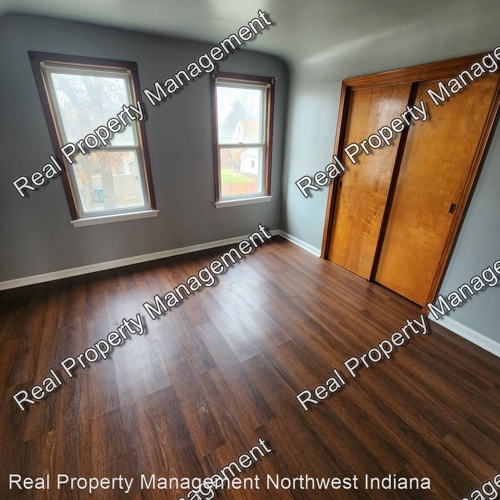 7216 Mclaughlin Avenue - Photo 2