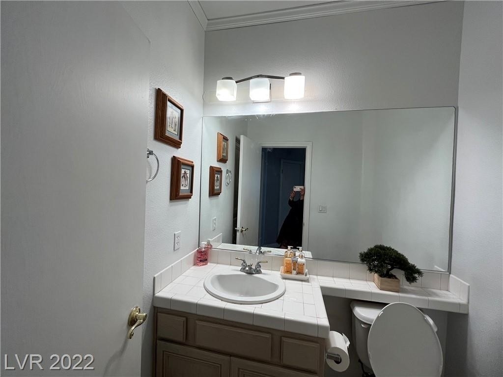 725 Heritage Cliff Avenue - Photo 18