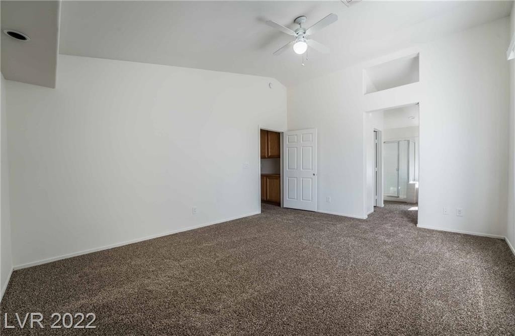 6081 Shadow Oak Drive - Photo 10