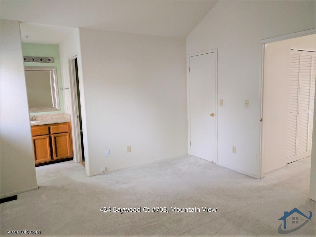 424 Baywood Ct 703 - Photo 10