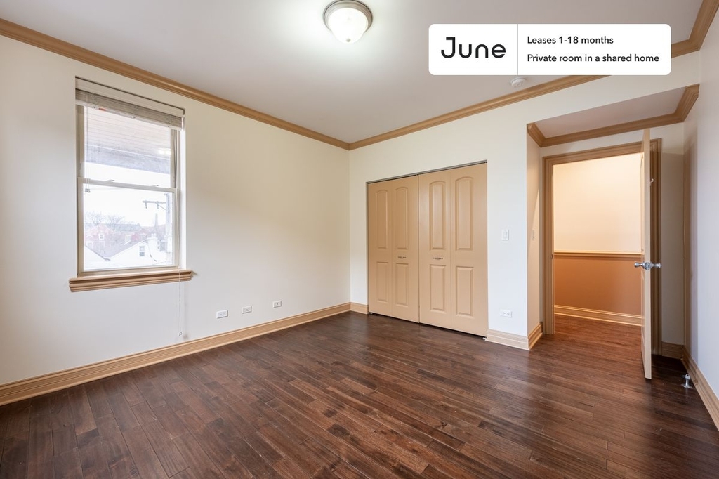 1508 West 18th Street - Photo 1