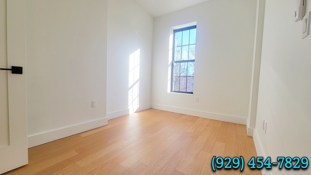 1118 Putnam Avenue - Photo 4