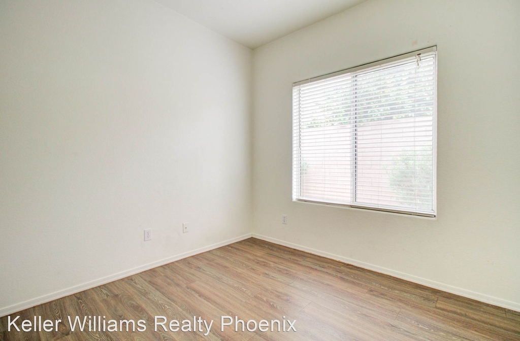 20376 North 52nd Avenue - Photo 25