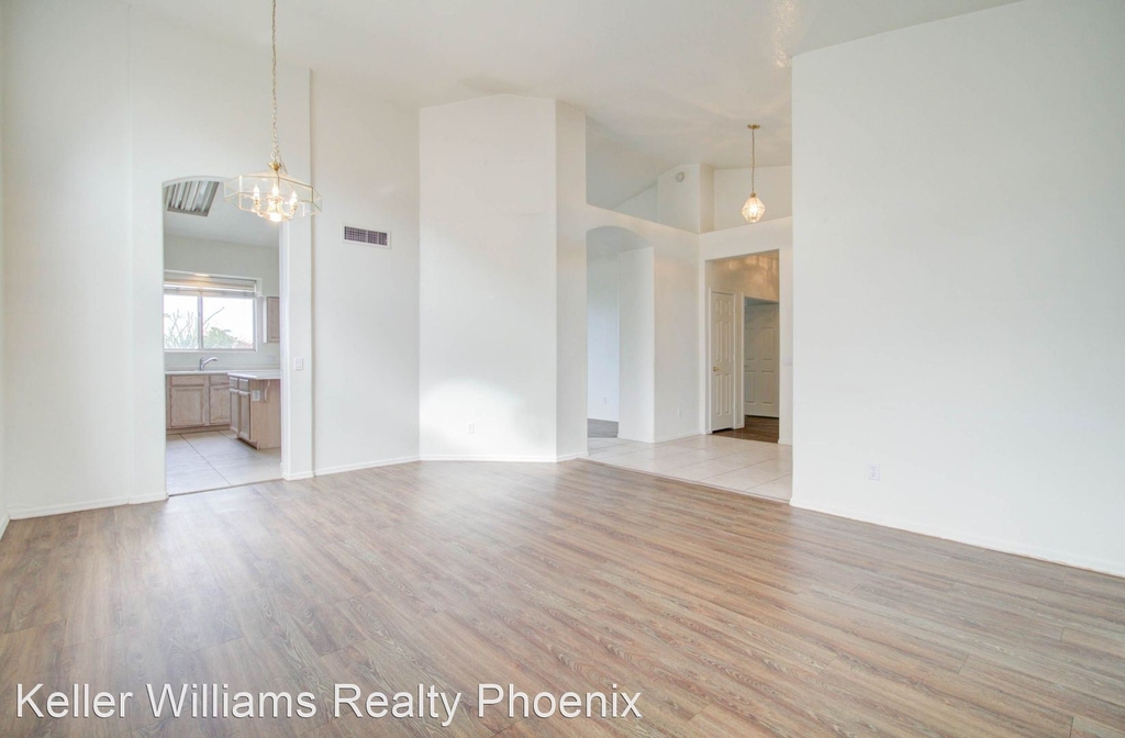 20376 North 52nd Avenue - Photo 14