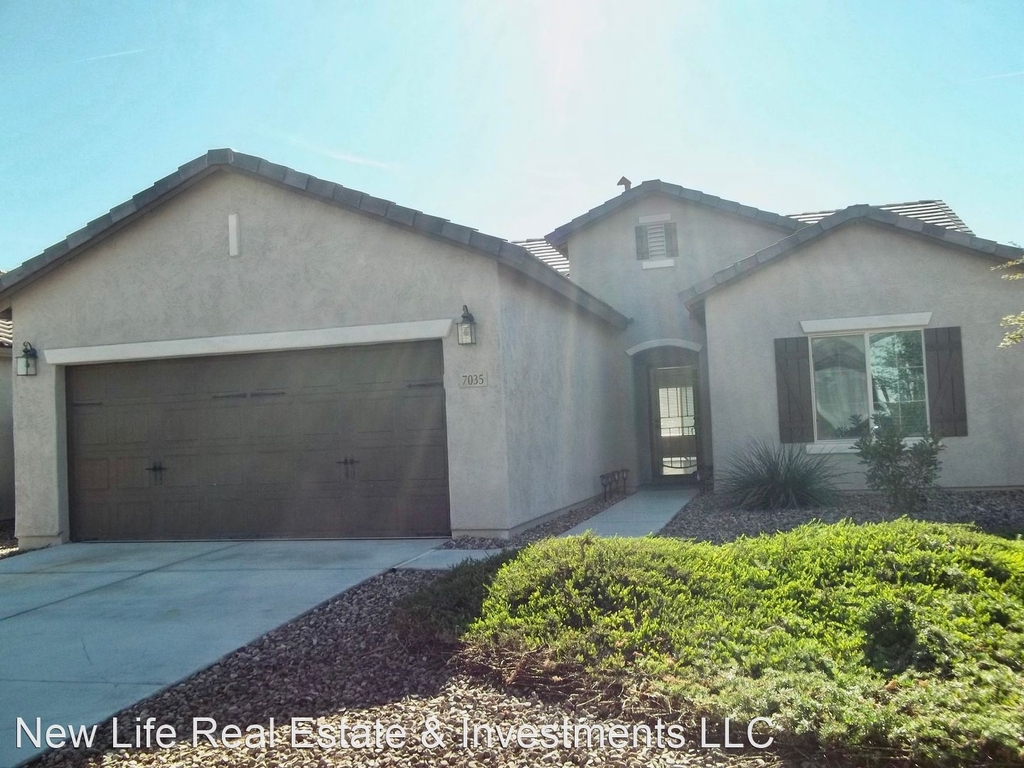 7035 W Candlewood Way - Photo 1