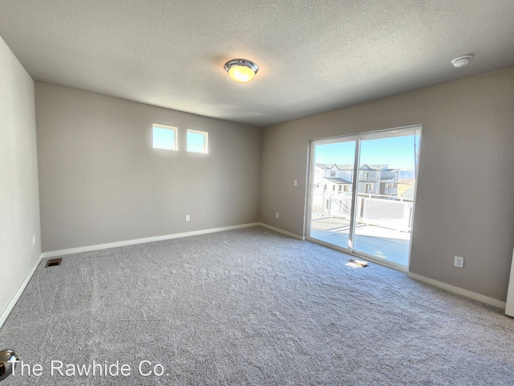 5852 Thurless Lane - Photo 10