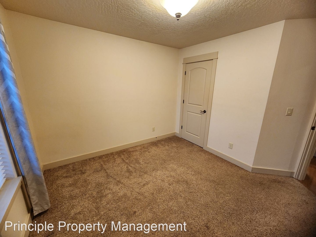 2933 Ava St. - Photo 8