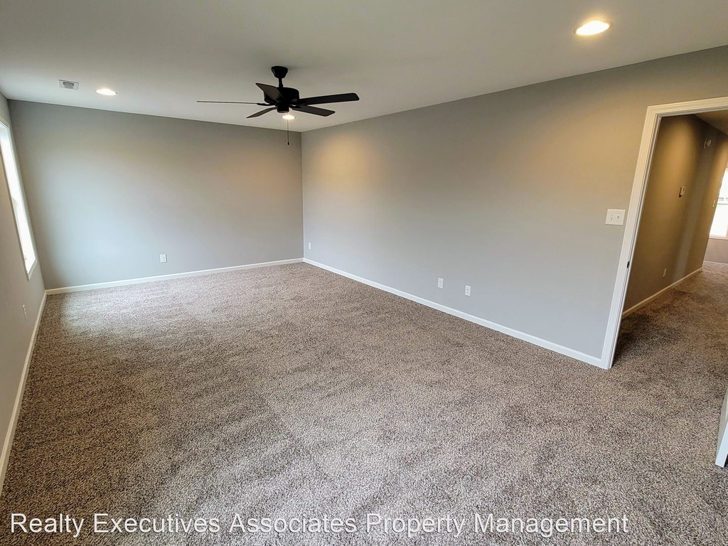 2246 Nora Mae Road - Photo 28