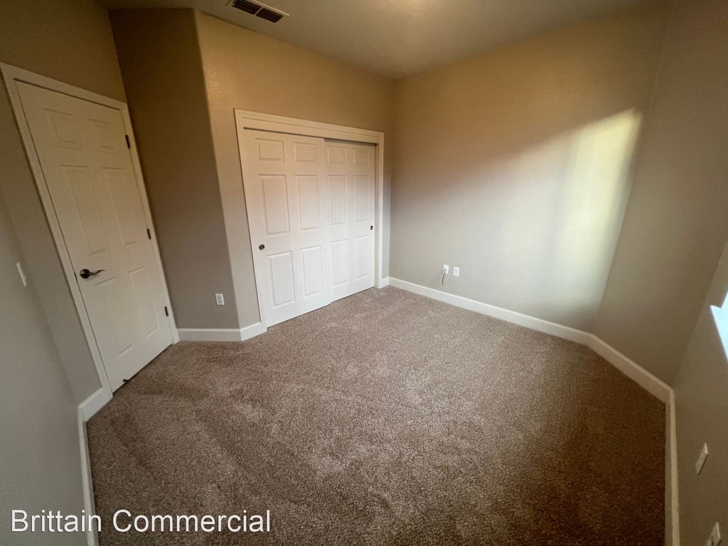 5046 Hackberry Lane - Photo 15