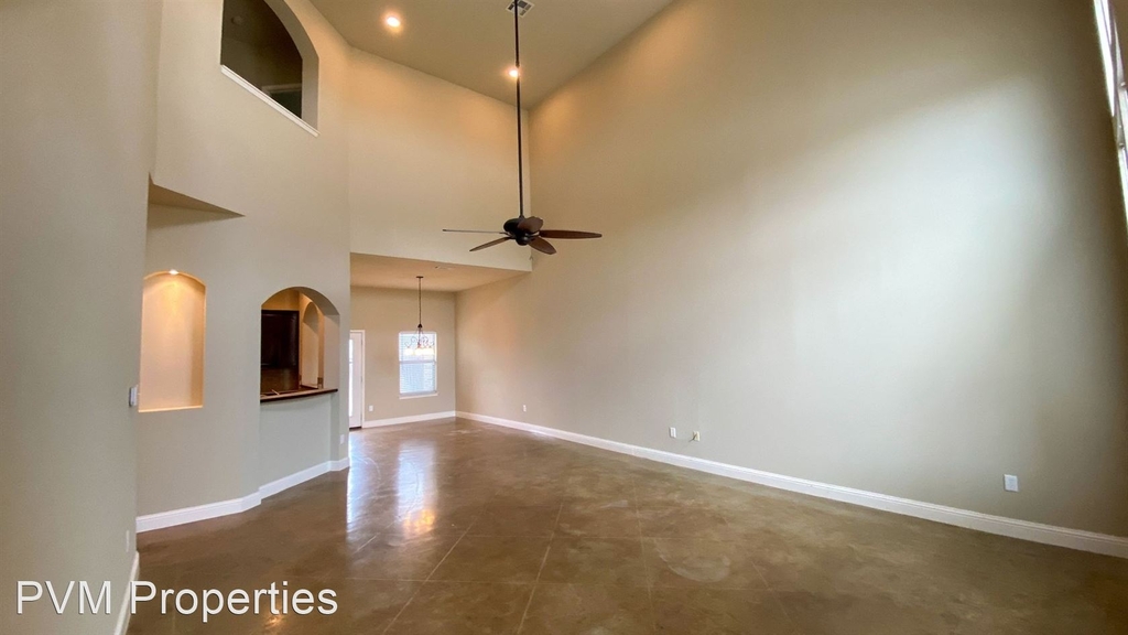 3132 Stallion Drive - Photo 2