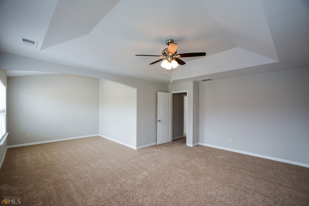 107 High Point Way - Photo 12