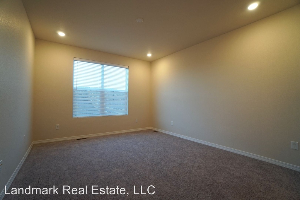 4779 High Stone Place - Photo 13