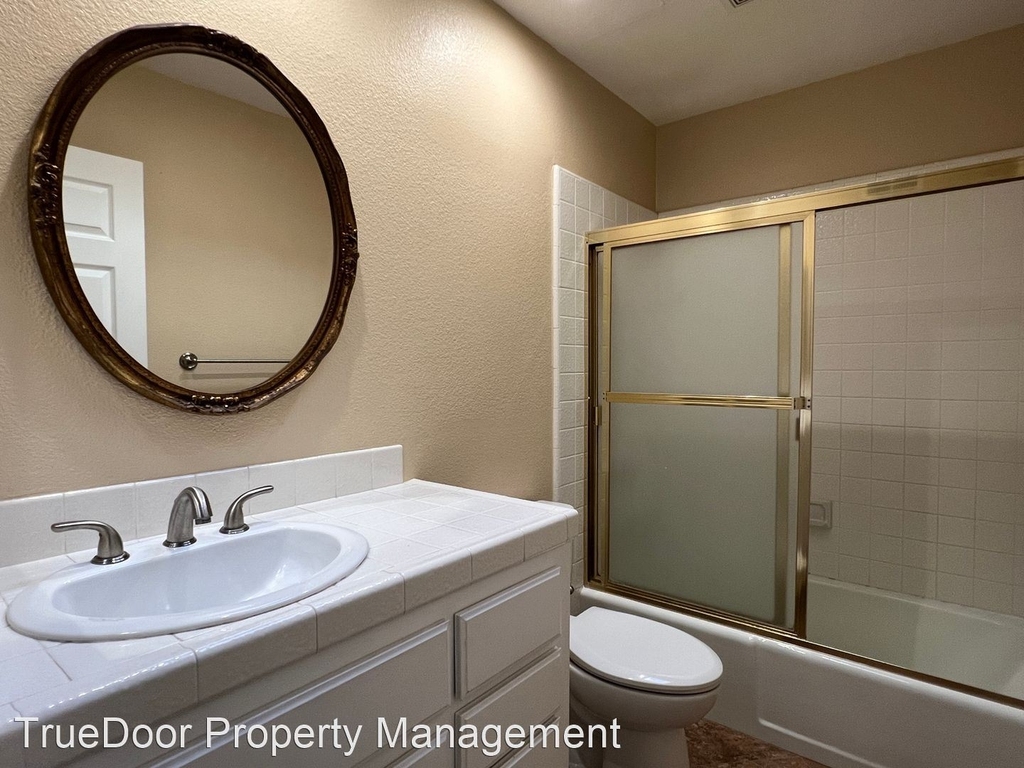 18 Chelsea Pointe - Photo 14