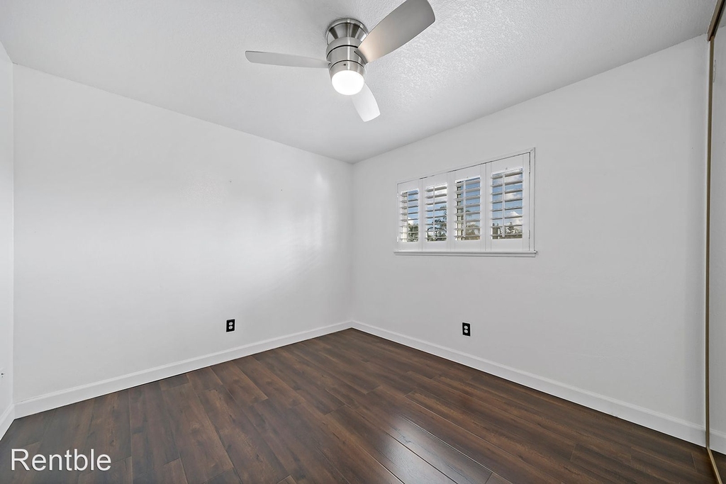 2603 Harbour Town - Photo 35