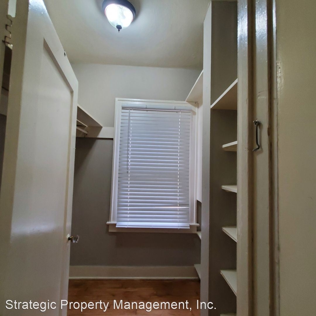 128 W Magnolia Ave - Photo 11