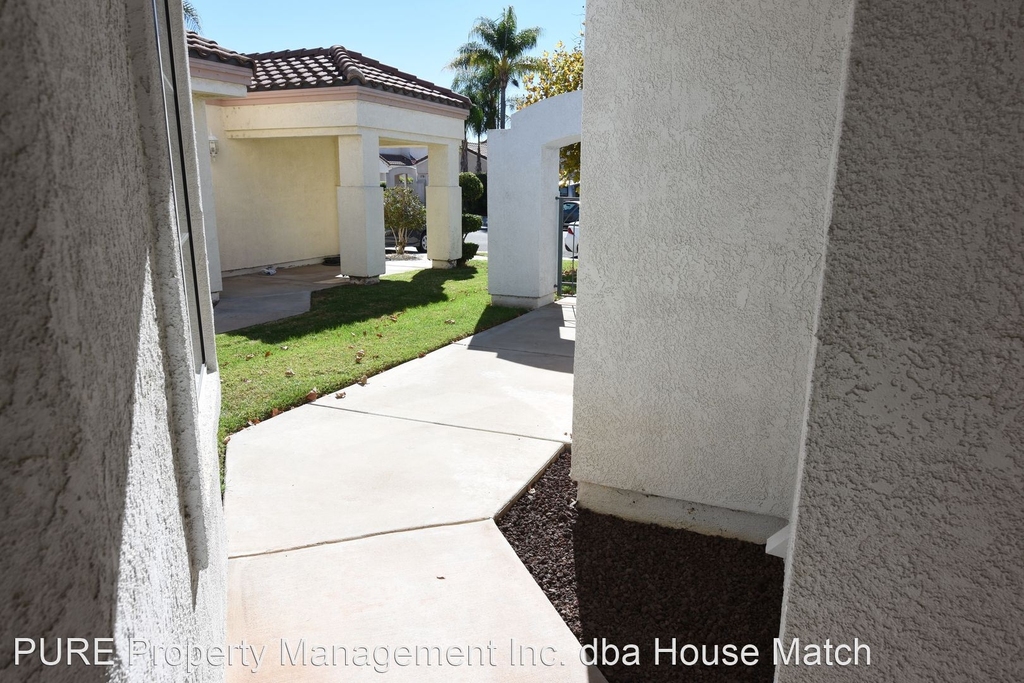 28502 Broadstone Way - Photo 3