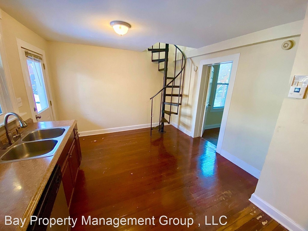 5009 Roland Ave - Photo 11