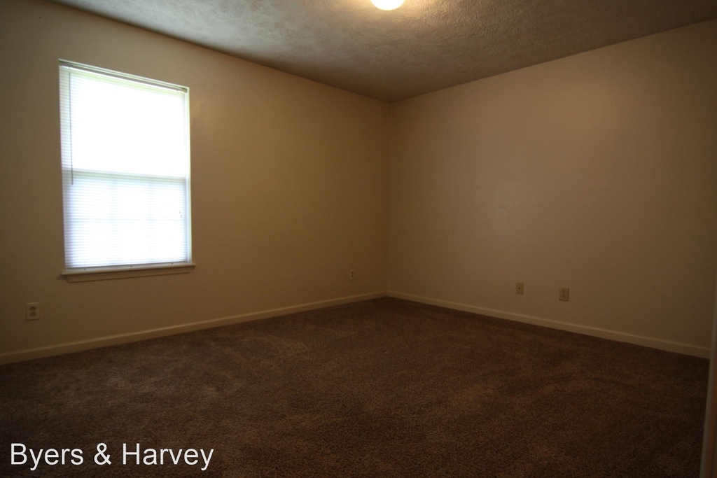 3240 Tower Drive - Photo 7