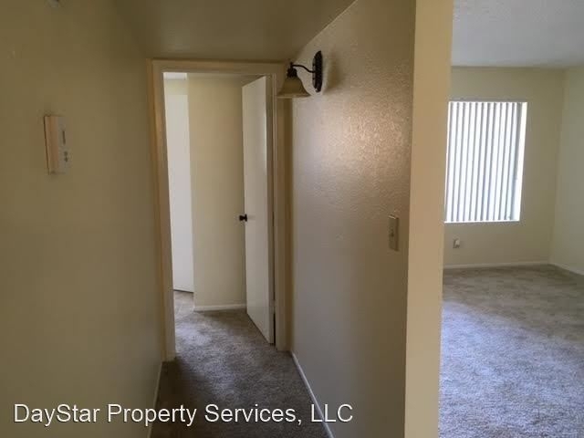 1750 E Bell Rd. - Photo 0