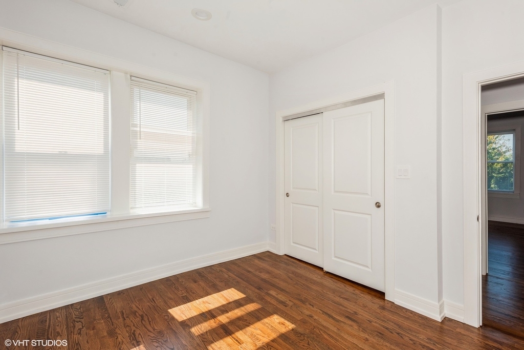 3051 N Spaulding Avenue - Photo 10