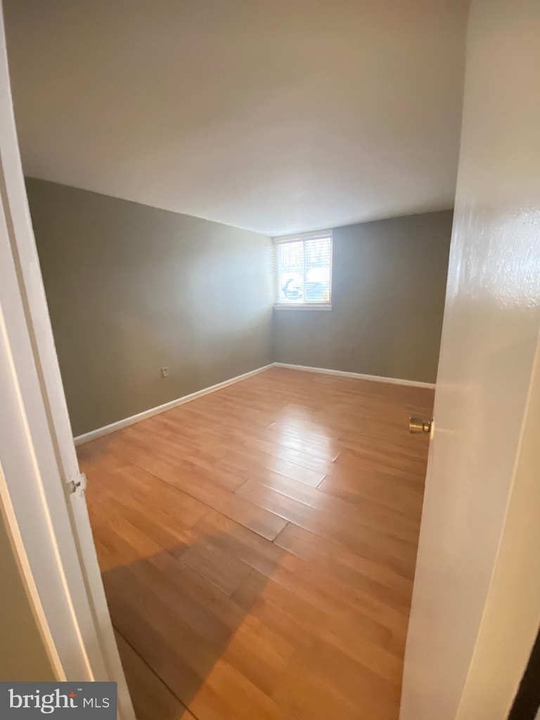 8695 Greenbelt Road - Photo 40