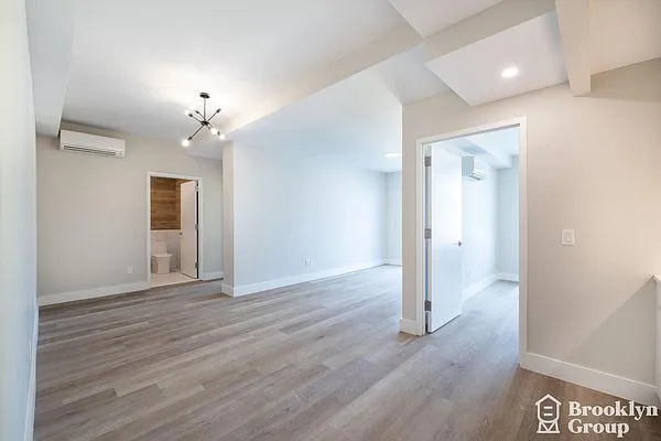 1711 Hancock St - Photo 4