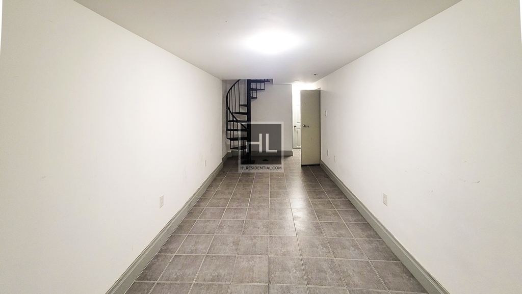 294 Harman Street - Photo 13