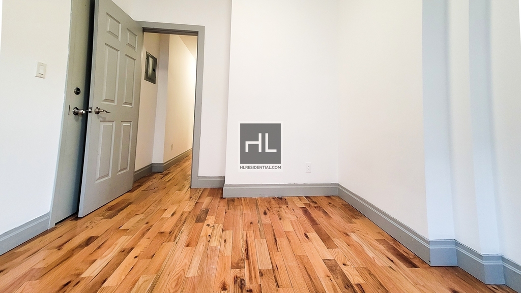 294 Harman Street - Photo 9