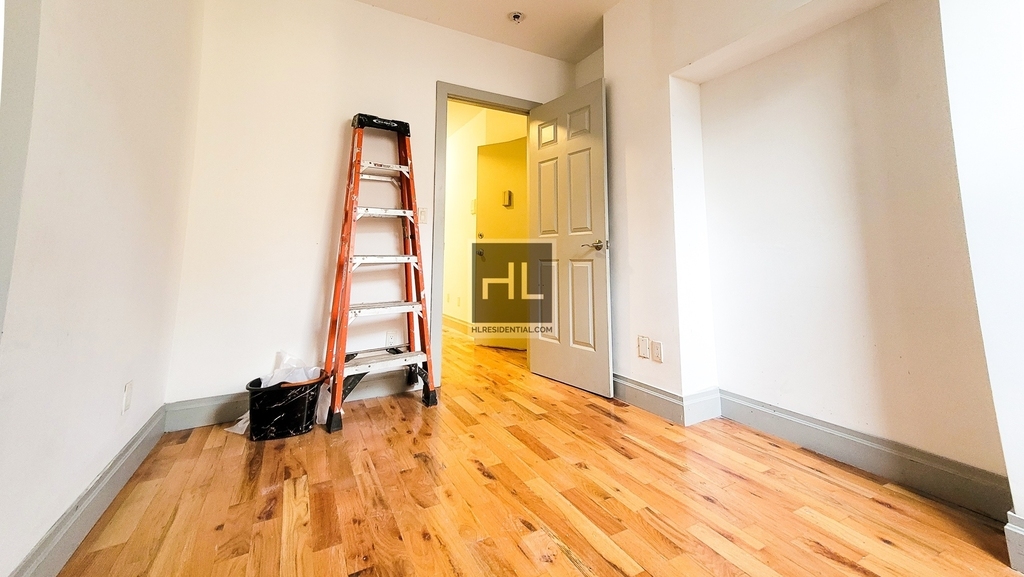 294 Harman Street - Photo 4