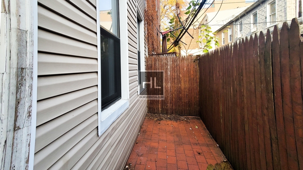 294 Harman Street - Photo 5