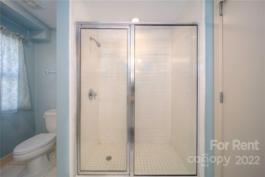 1133 Metropolitan Avenue - Photo 13