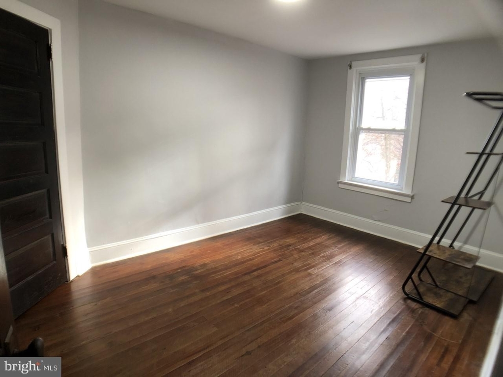 421 W Baltimore Avenue - Photo 14