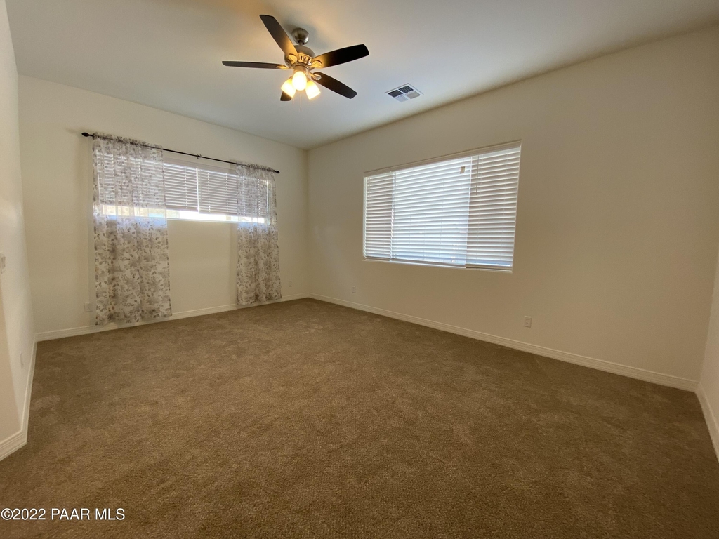 5402 N Evans Way - Photo 6