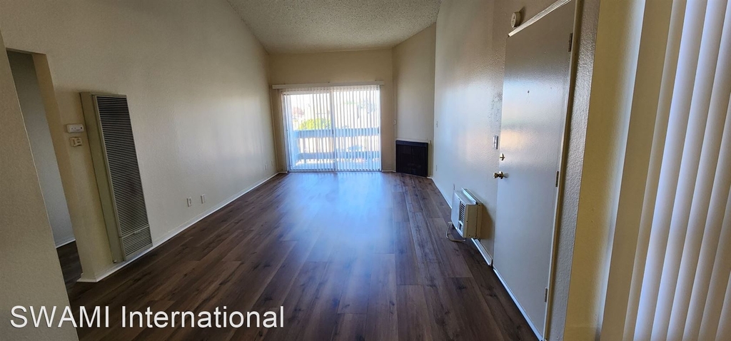 10030 Rosecrans Ave. - Photo 2